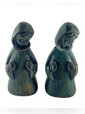 Vintage Plastic Christmas Praying Angel Figurines Hong Kong Made Green